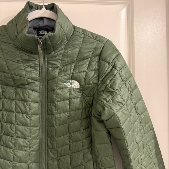 The North Face Women’s ThermoBall Eco Jacket-Green - Picture 3 of 11